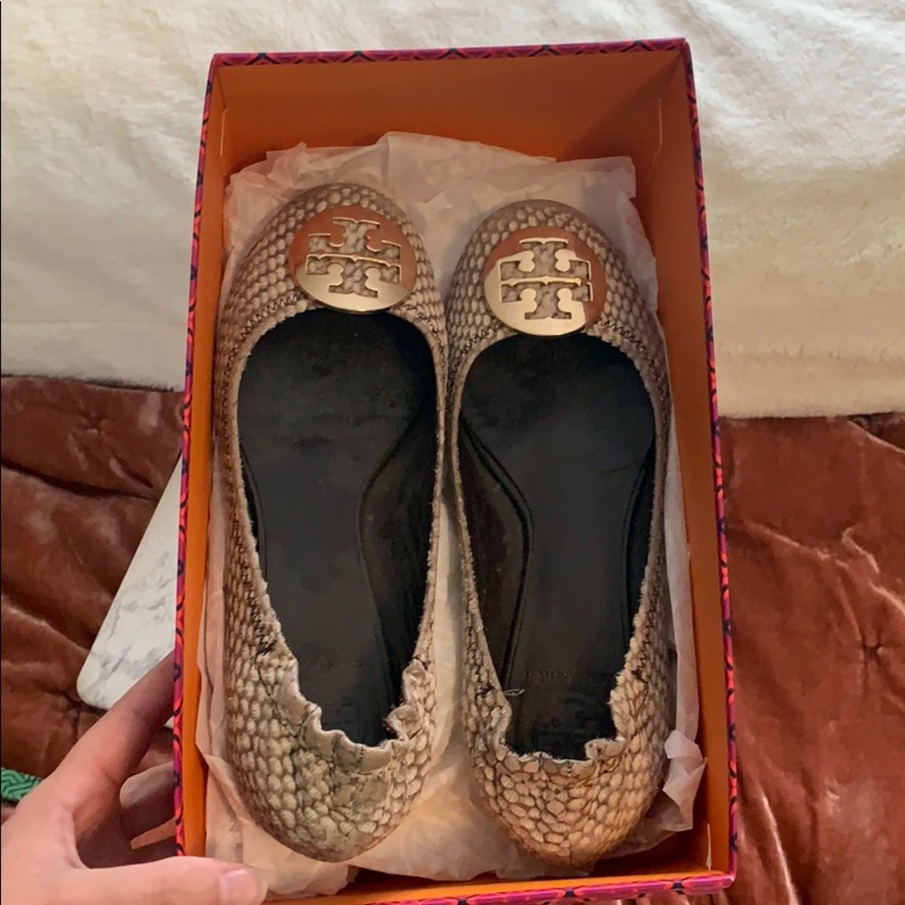 Snakeskin Tory Burch Reva flats